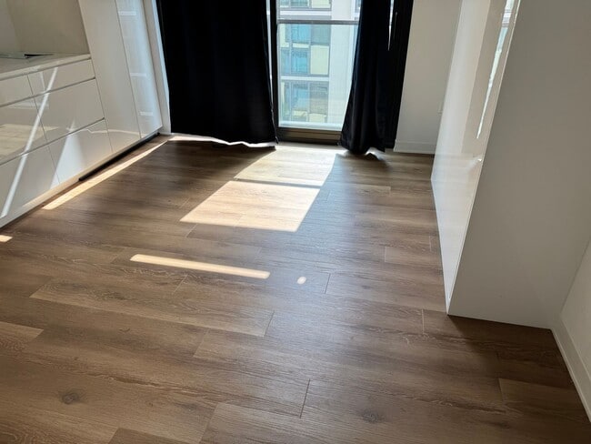 Building Photo - Aalii Studio unit