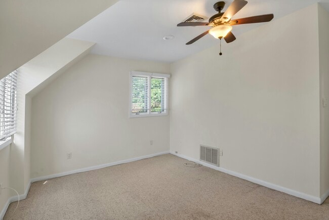 Building Photo - 1 Spring Pond Dr