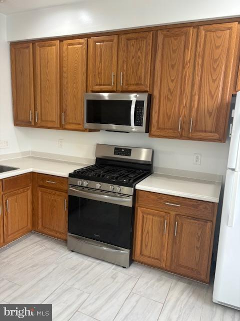 Building Photo - 12947 Taxi Dr