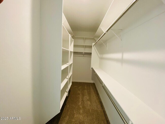 Building Photo - 9025 W Denton Ln