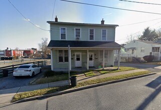 Building Photo - 3 Bedroom 1.5 Bathroom in Elizabethtown!