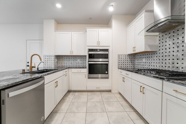 Building Photo - Modern Living in Inspirada Community!