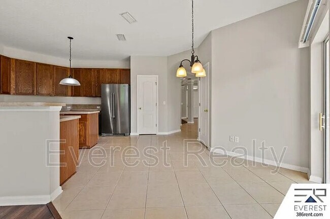 Building Photo - 47 Bassett Ln
