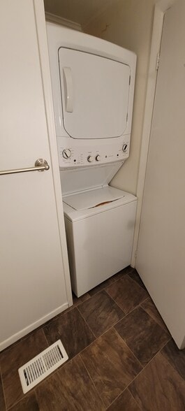 Building Photo - 8914 Trotter Lane # A