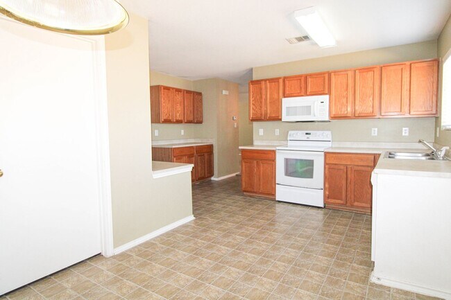 Building Photo - 20823 Blue Trinity