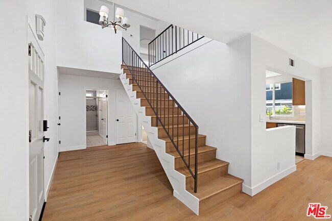 Building Photo - 12024 Alberta Dr