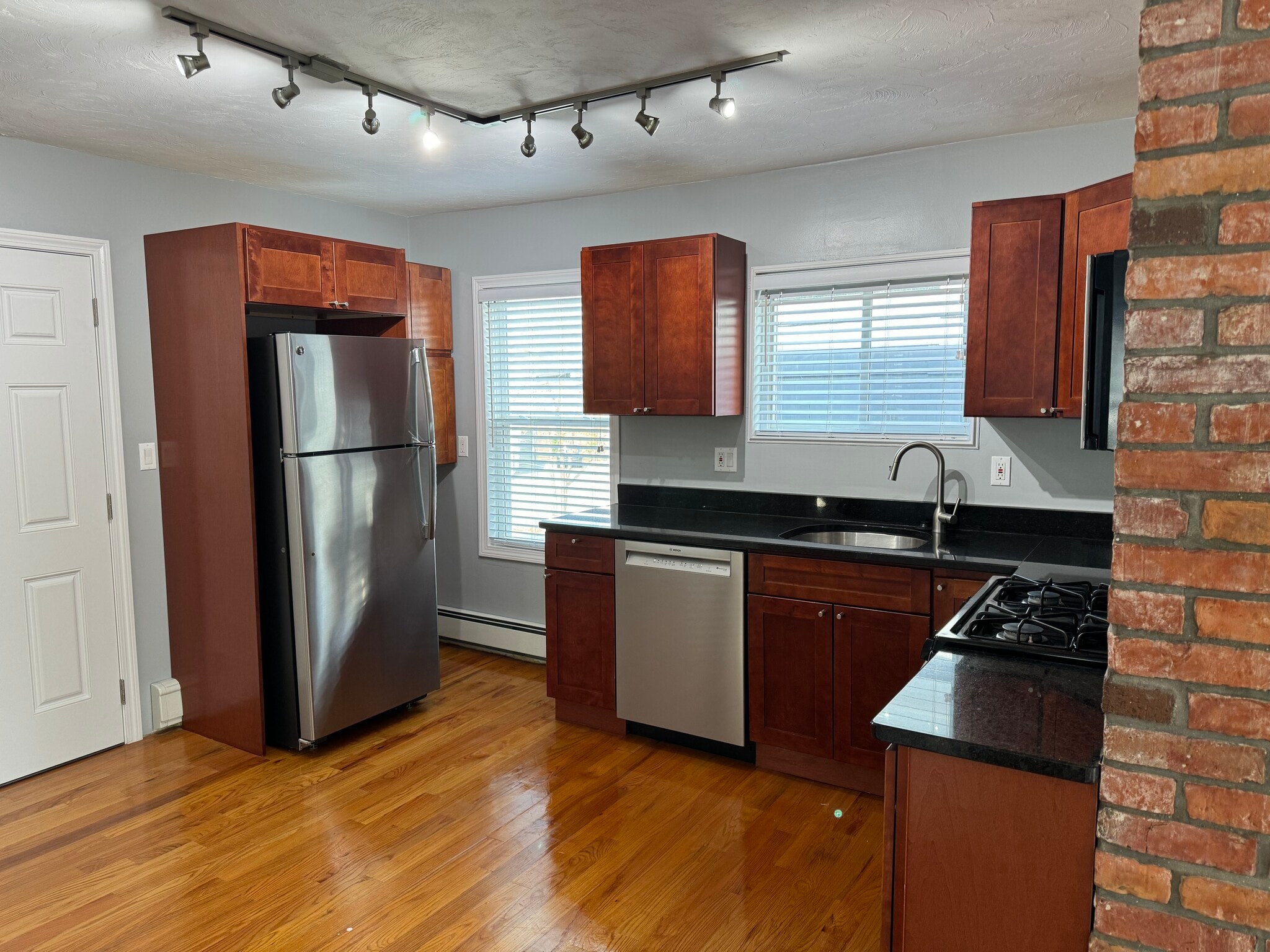 Kitchen - 4 Cousins St