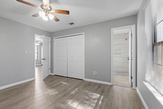 Building Photo - 3001 Eastgate Ct