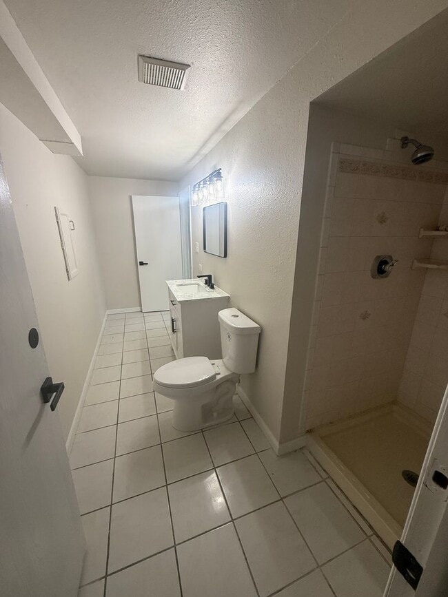 Building Photo - Beautifully Remodeled Westminster Ranch