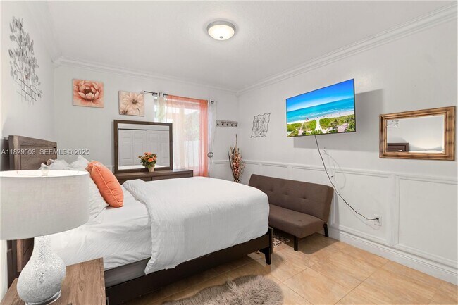 Building Photo - 16601 SW 87th Ct