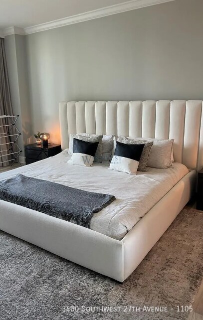 Building Photo - 3400 SW 27th Ave