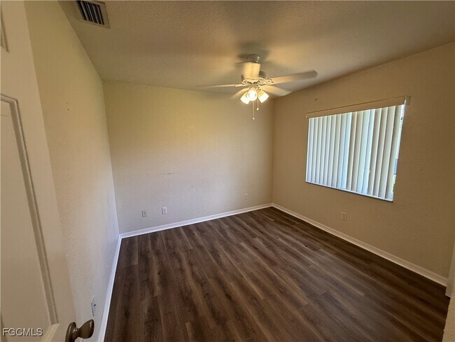 Building Photo - 2018 SW 30th St