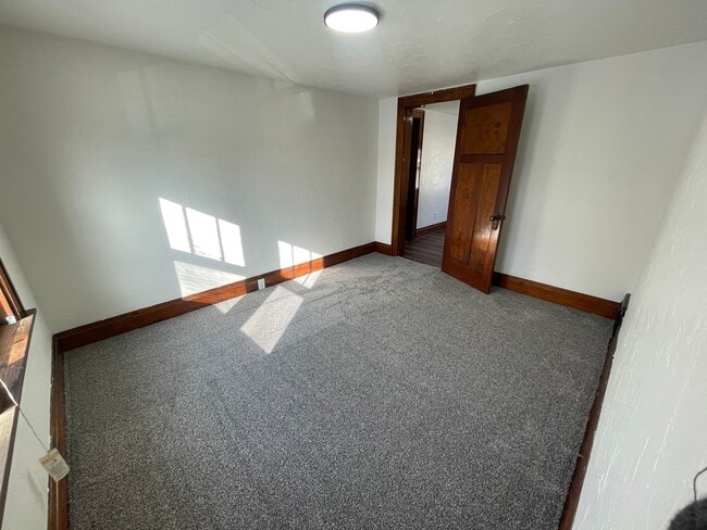 Building Photo - Click the “Apply Now” button or email wapmrentals@gmail.com for a prompt response.