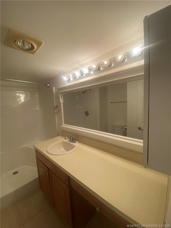 Building Photo - 8227 SE Croft Cir