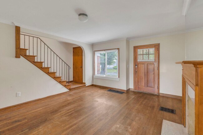 Building Photo - 47-53 S Burgess Ave