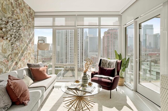 Building Photo - 355 N Peoria St