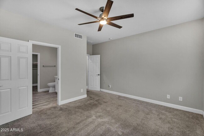 Building Photo - 1781 W Gold Mine Way