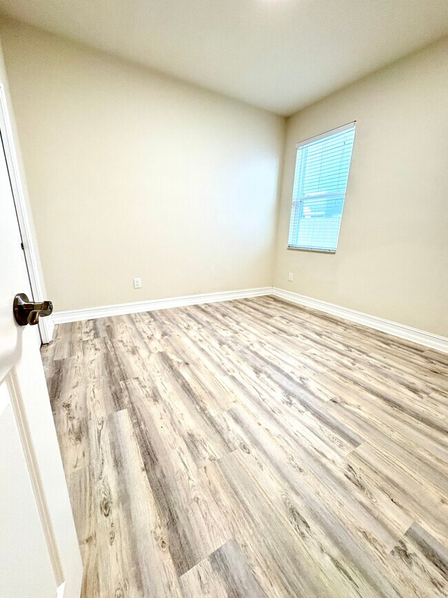 Building Photo - 4417 Conchfish Ln