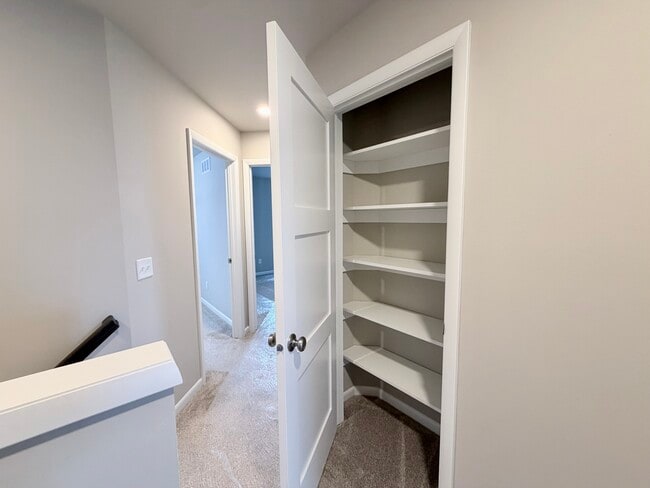 Building Photo - 10120 Mosaic Way