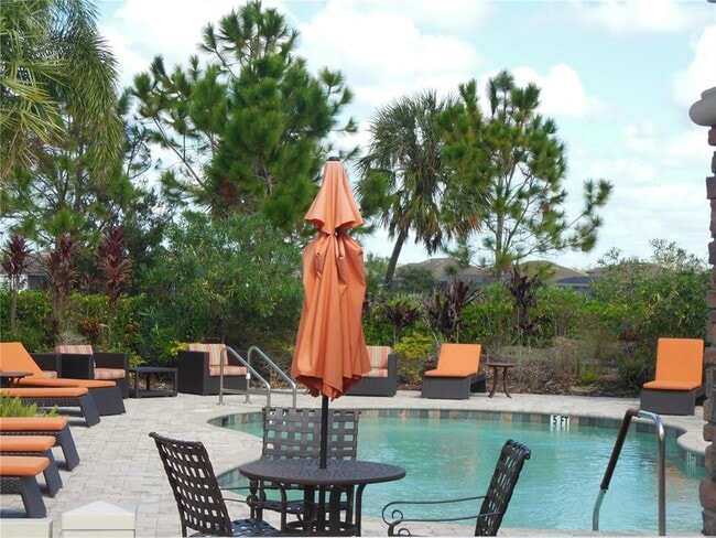 Building Photo - 13702 Messina Loop