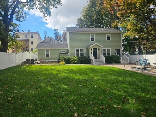 Primary Photo - 18A Grant St