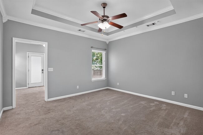 Building Photo - 265 Oxmoor Pl