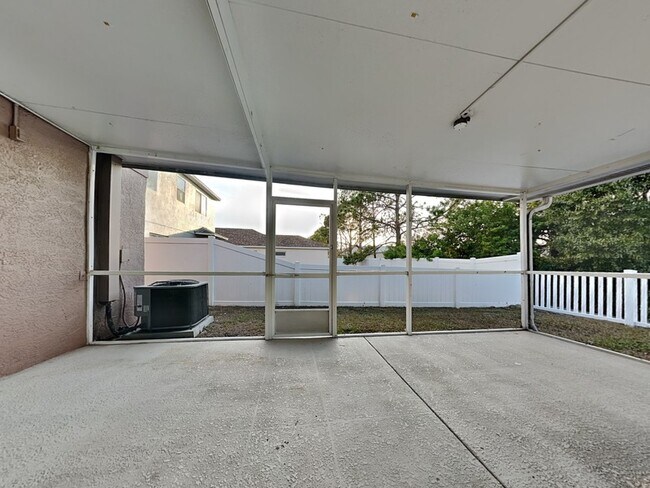 Building Photo - 774 Burlwood St