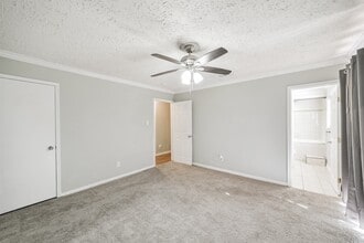 Building Photo - 22203 Fincastle Dr