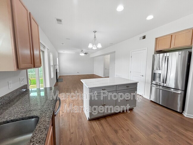 Building Photo - 47 Granite Ln