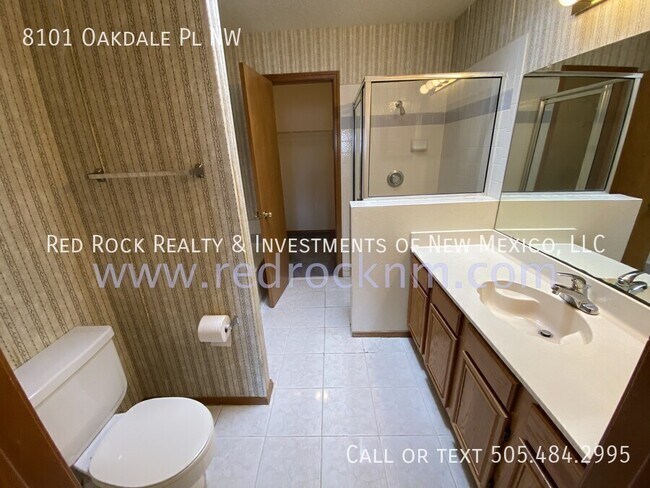 Building Photo - 8101 Oakdale Pl NW