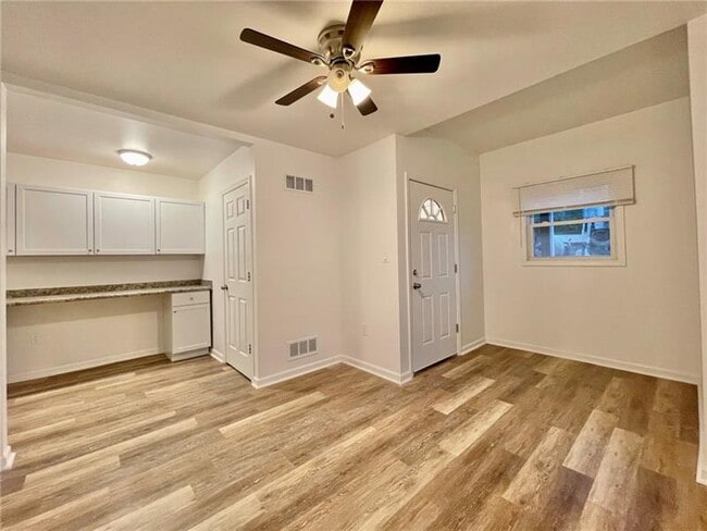 Building Photo - 860 Pennsylvania Ave