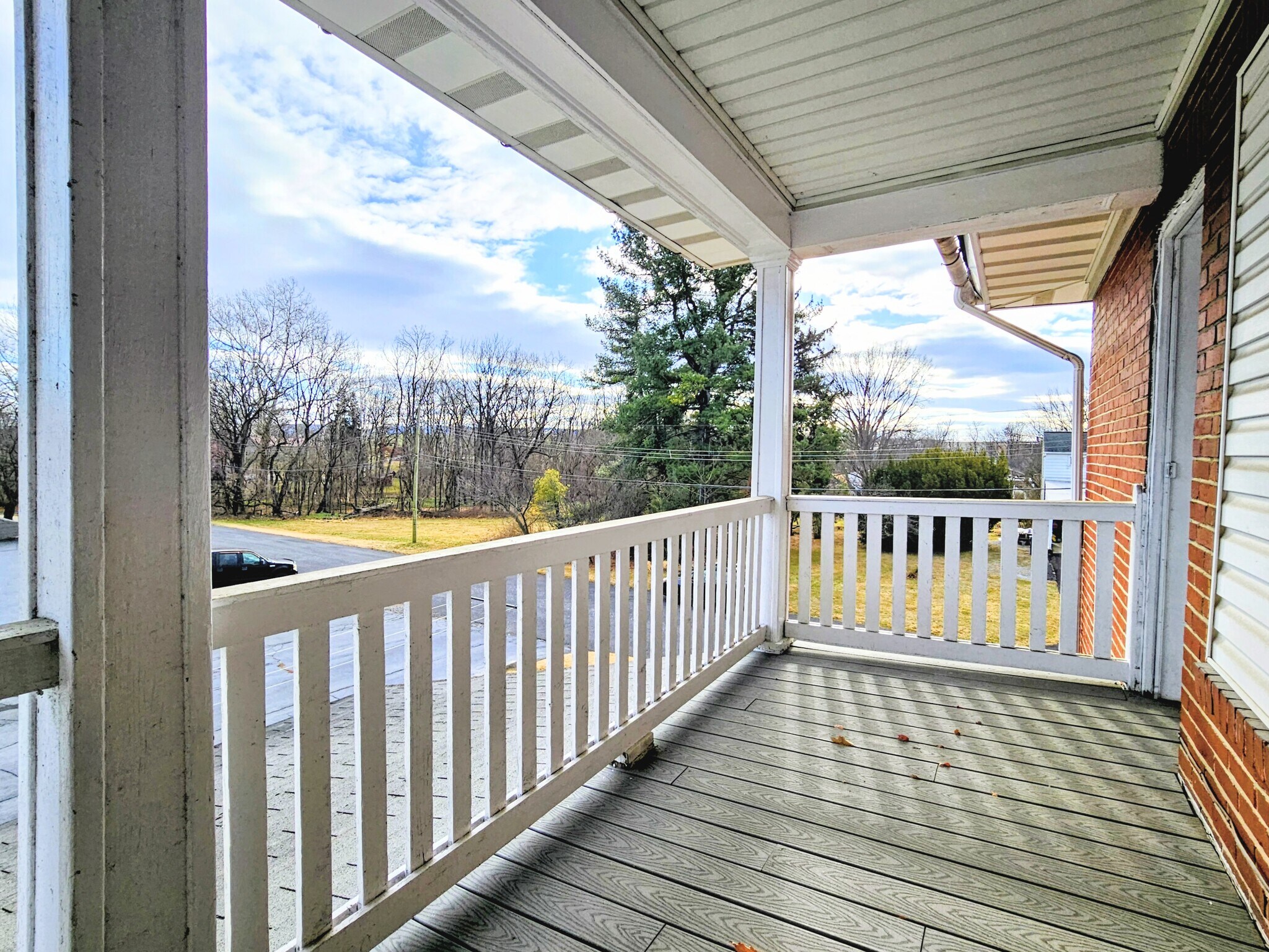 Building Photo - 324 S Broad St