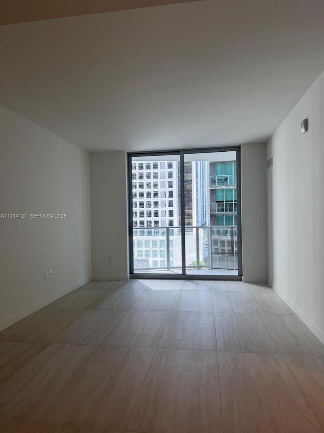 Building Photo - 77 SE 5th St