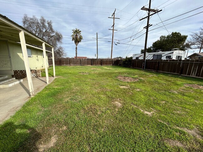 Building Photo - 10769 Arbor Dr