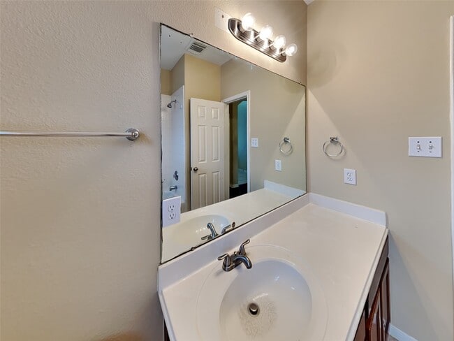Building Photo - 15742 Flagstone Walk Way