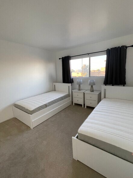 Building Photo - 25905 Narbonne Ave