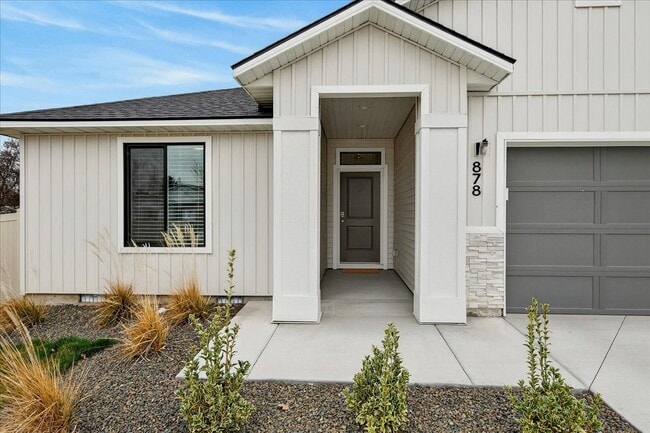 Building Photo - 878 W Jasper St