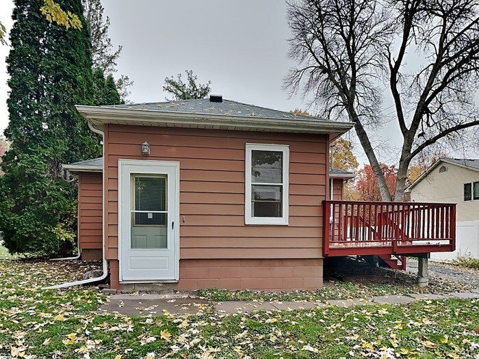 Building Photo - 5789 Sunset Rd