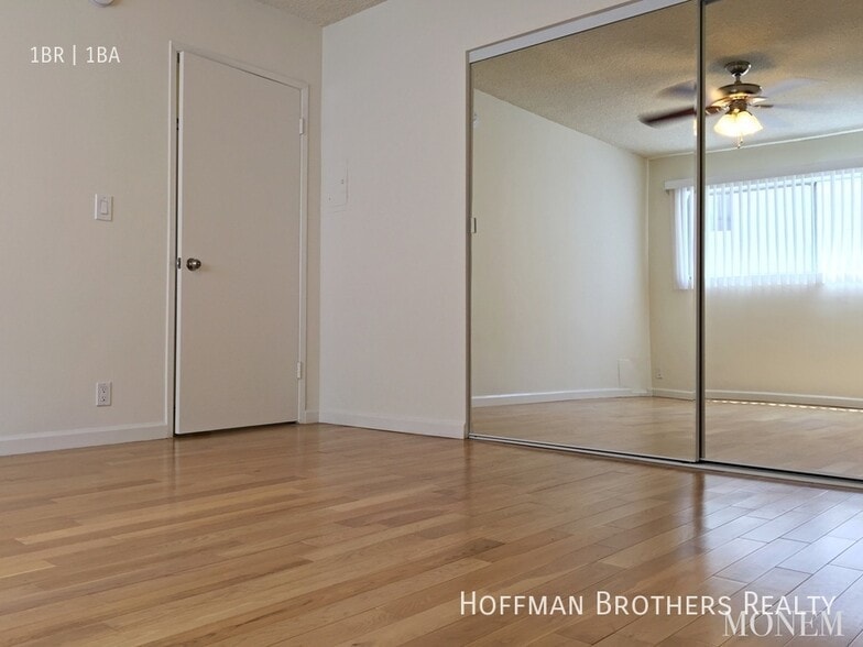 Building Photo - 1808 N Harvard Blvd
