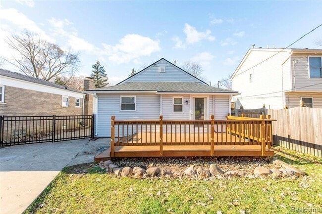 Building Photo - 3320 Harvard Rd