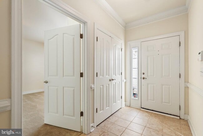 Building Photo - 562 Marina Landing Ln