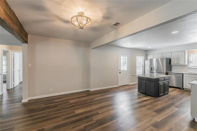 Building Photo - 316 S 2nd St