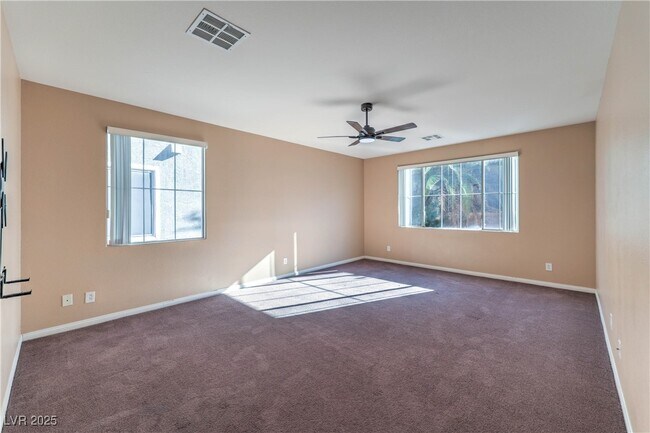 Building Photo - 121 Pettswood Dr