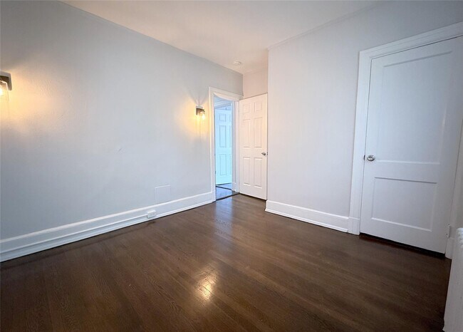 Building Photo - 228 Mamaroneck Ave