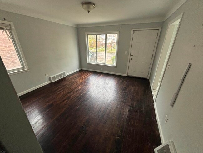 Building Photo - 7795 Heyden