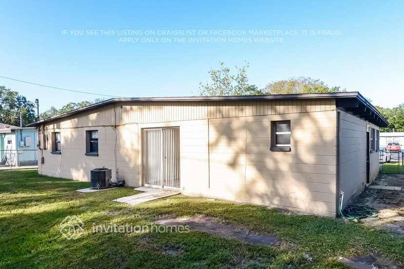 Building Photo - 1720 Darlington Dr