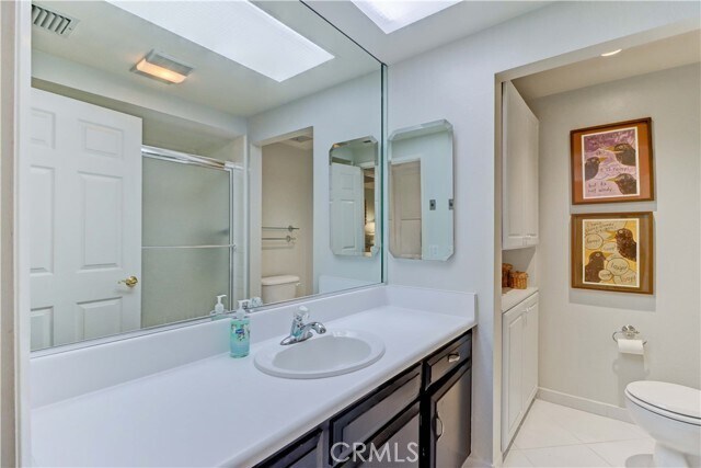 Building Photo - 881 Via Mendoza