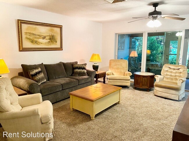 Building Photo - 2 br, 1 bath House - 2419 Harn Blvd