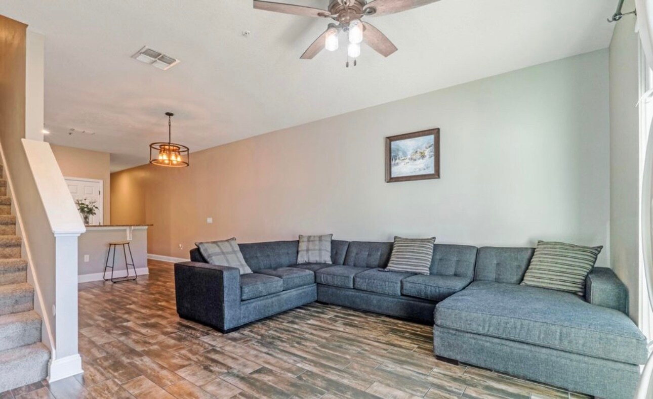 Building Photo - 14210 Desert Haven St