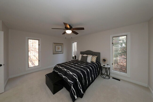 Building Photo - Luxury Kingsmill Treehouse Retreat | 7BR Custom Home with Private Suite